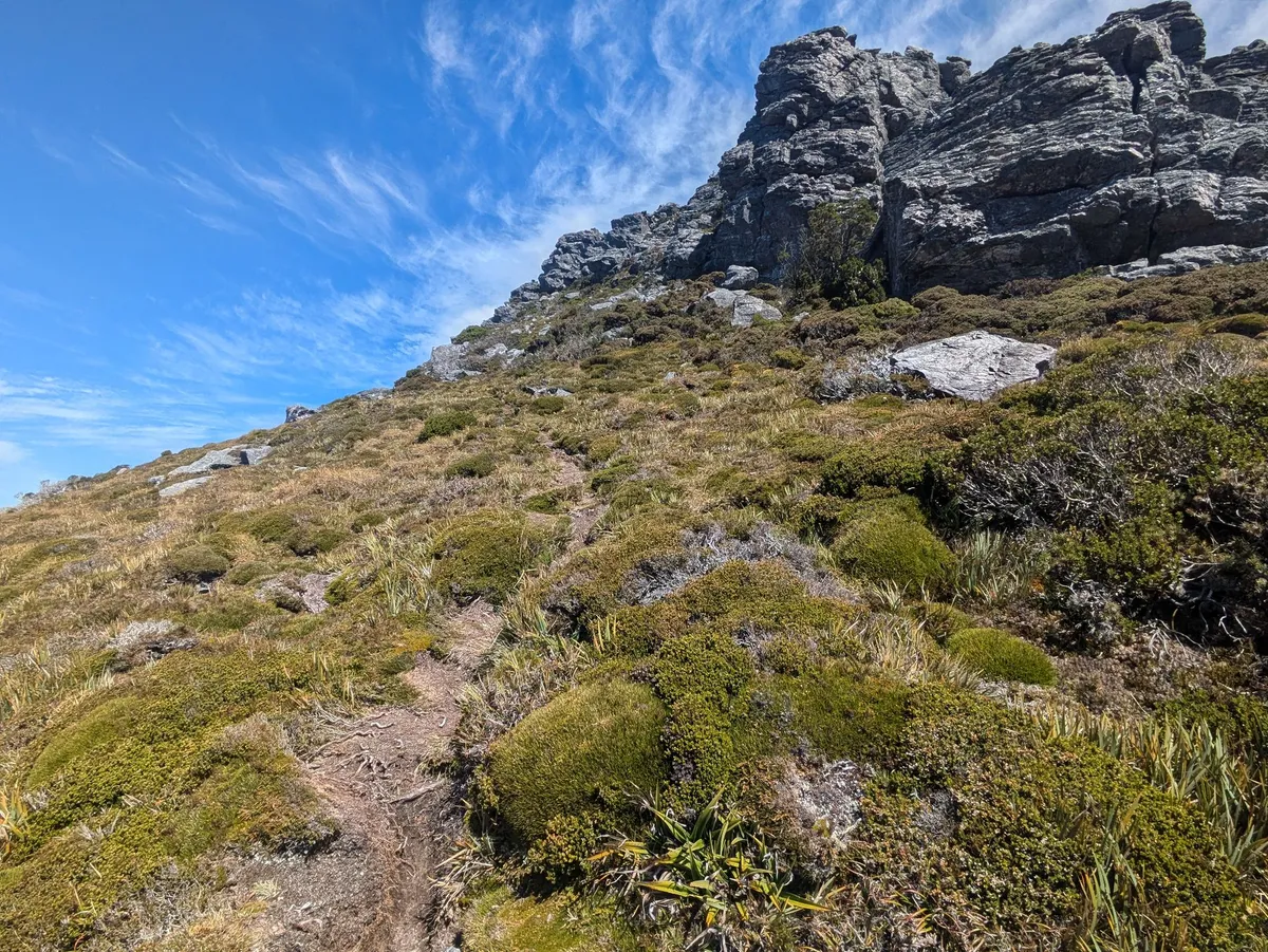 Sentier montagneux