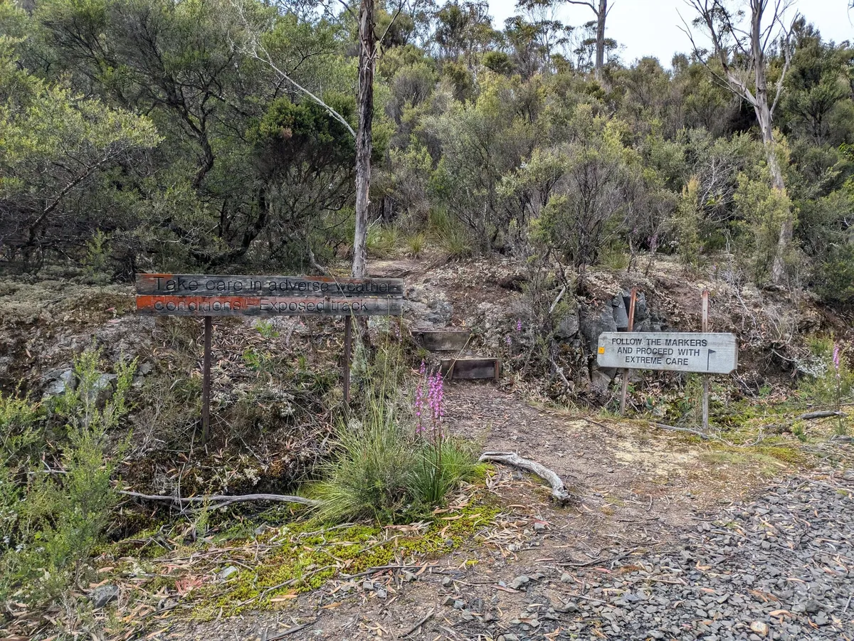 Panneau de signalisation de randonnée
