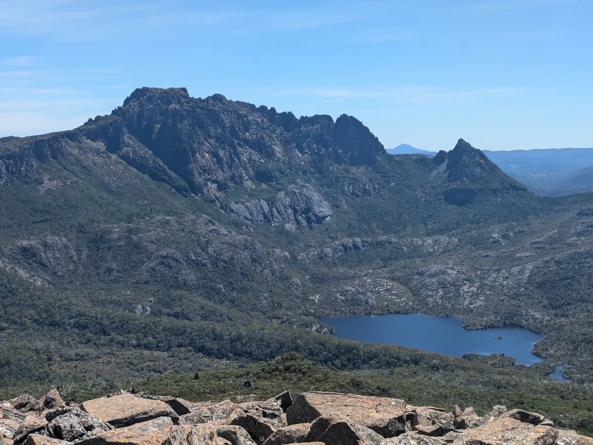 Cradle Mountain et le lac Rodway vu du Sud