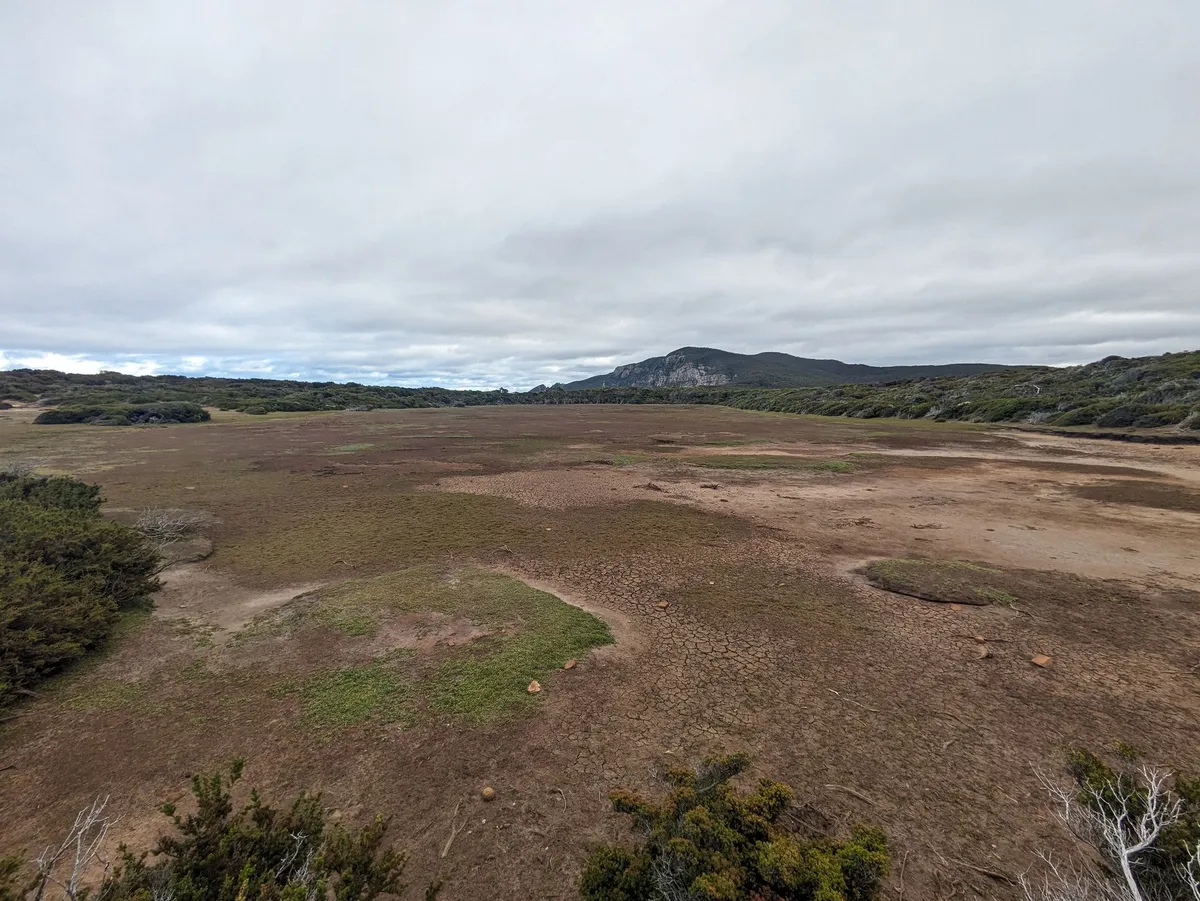 Mare, loch ou tarn asséché